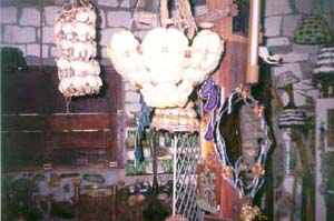 lustre.jpg (20754 bytes)